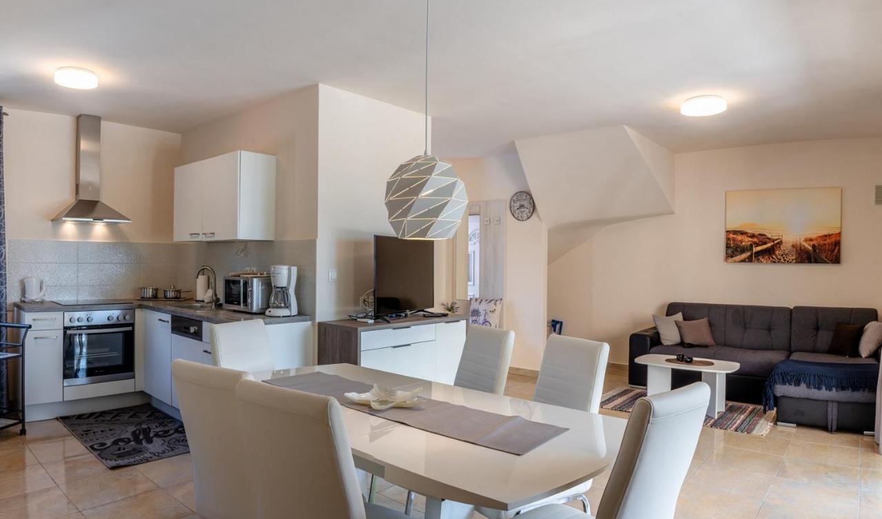 Apartments Sum Mora Vir Kültér fotó