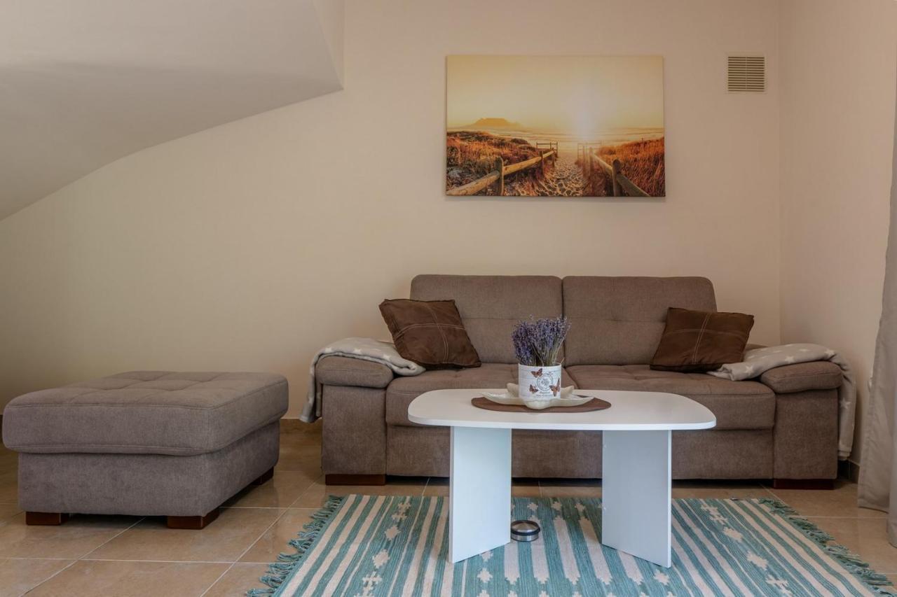 Apartments Sum Mora Vir Kültér fotó