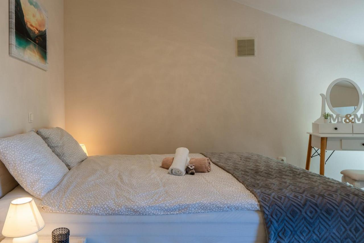 Apartments Sum Mora Vir Kültér fotó